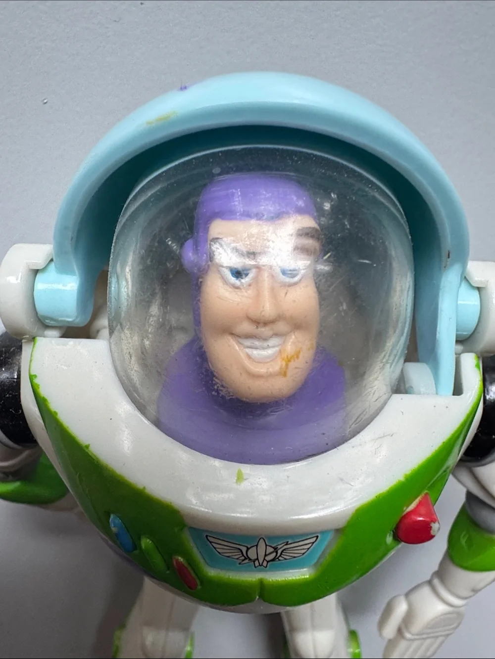 McDonald’s Happy Meal Figure Buzz Lightyear Changes Faces